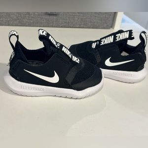 Nike Flex Runner Shoes Size 5